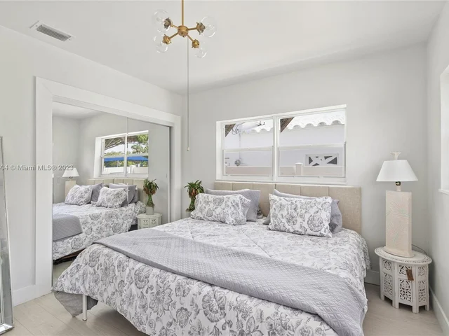 9025 Hawthorne Ave, Surfside FL 33154