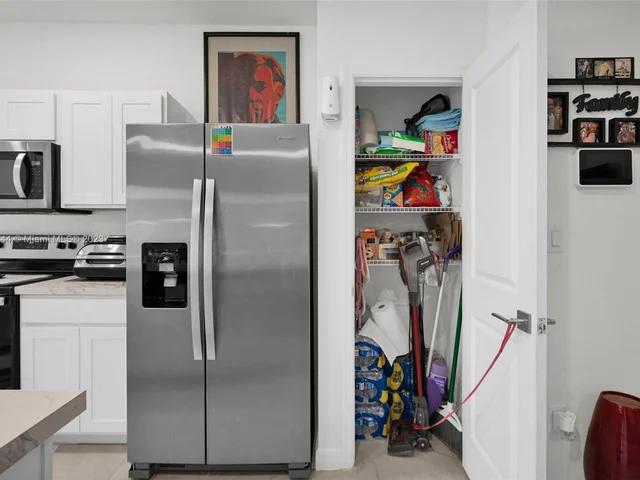 1127 SW 6th Ct # 1127, Florida City FL 33034