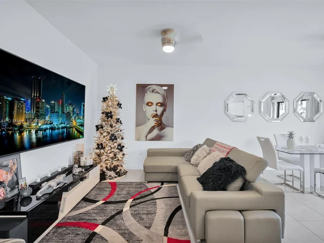 1127 SW 6th Ct # 1127, Florida City FL 33034