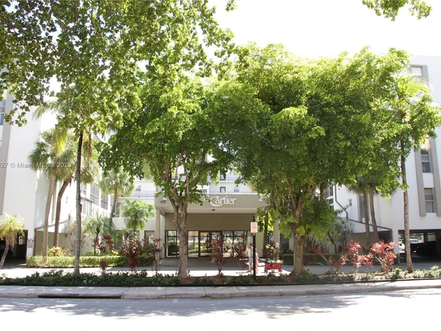 201 178th Dr # 213, Sunny Isles Beach FL 33160