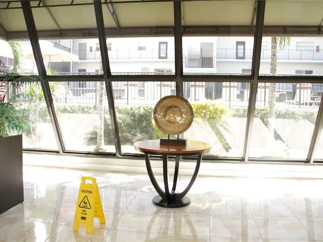 201 178th Dr # 213, Sunny Isles Beach FL 33160