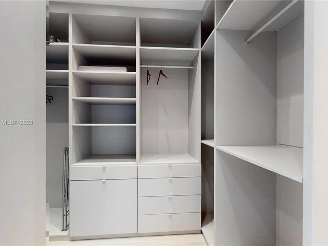 6799 Collins Ave # 405, Miami Beach FL 33141