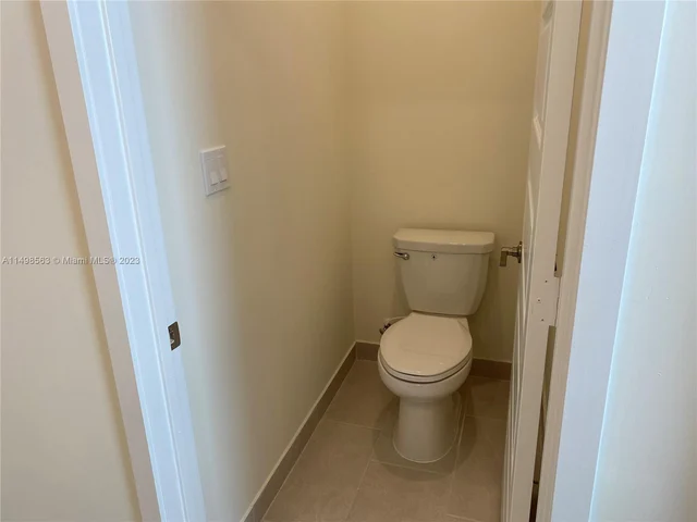 6455 NW 103rd Pl # 303, Doral FL 33178