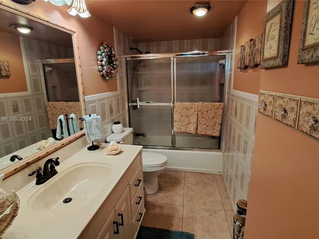 1801 S Ocean Dr # 233, Hallandale Beach FL 33009