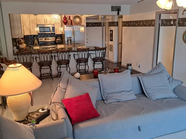 1801 S Ocean Dr # 233, Hallandale Beach FL 33009