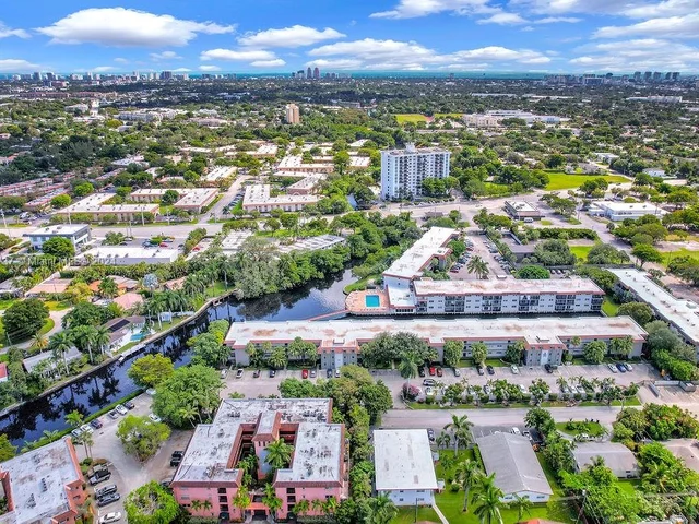 1750 NW 3rd Ter # 306C, Fort Lauderdale FL 33311
