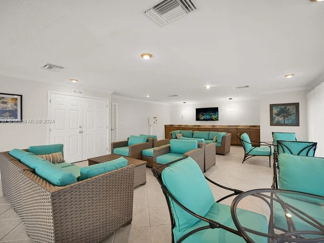 1750 NW 3rd Ter # 306C, Fort Lauderdale FL 33311