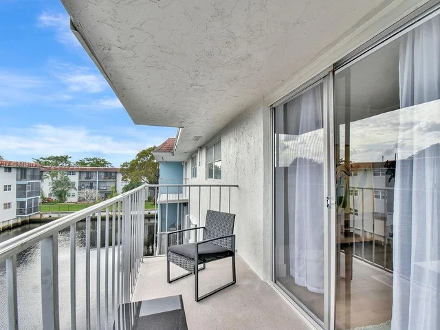 1750 NW 3rd Ter # 306C, Fort Lauderdale FL 33311