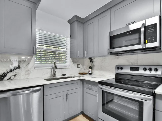 1750 NW 3rd Ter # 306C, Fort Lauderdale FL 33311