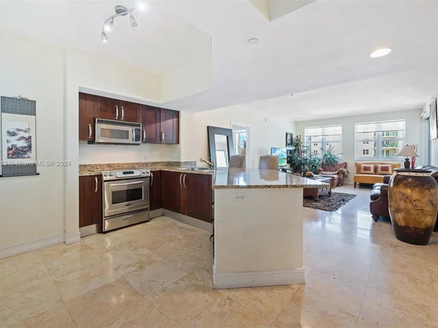 19900 E Country Club Dr # 1018, Aventura FL 33180