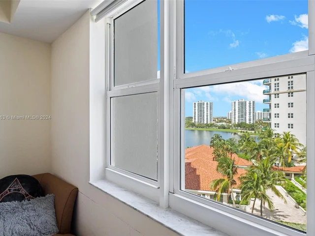 19900 E Country Club Dr # 1018, Aventura FL 33180