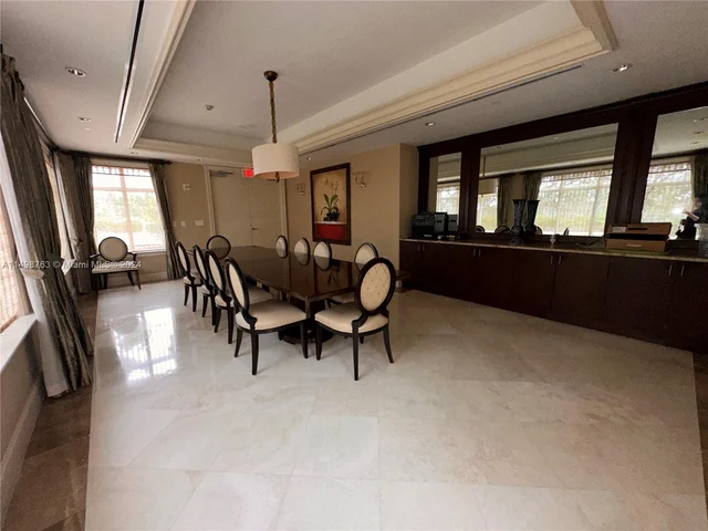 19900 E Country Club Dr # 1018, Aventura FL 33180