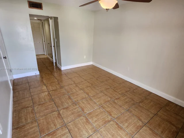 995 SW 84th Ave # 408, Miami FL 33144