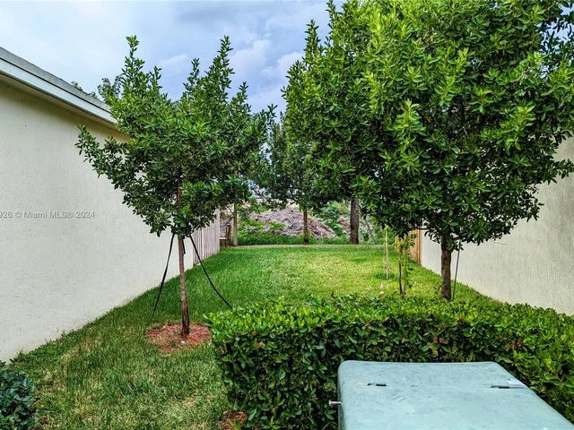 432 NE 4th Ave, Florida City FL 33034