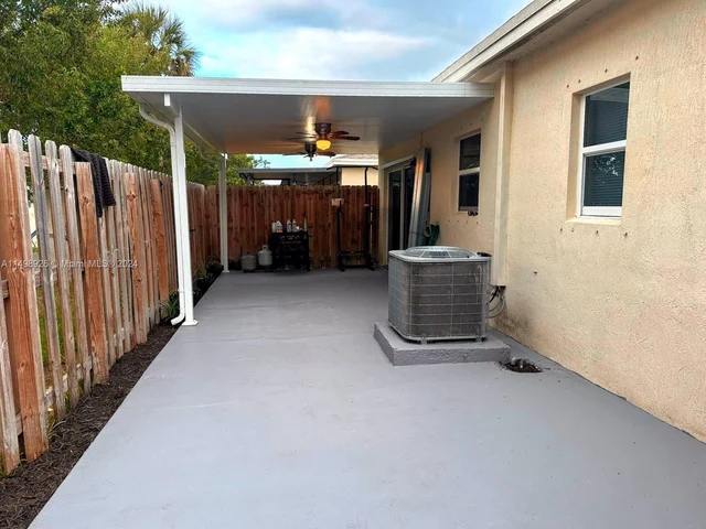 432 NE 4th Ave, Florida City FL 33034