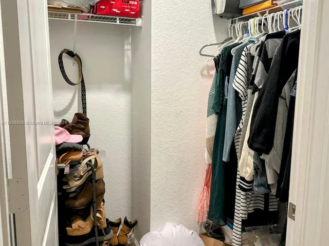 432 NE 4th Ave, Florida City FL 33034