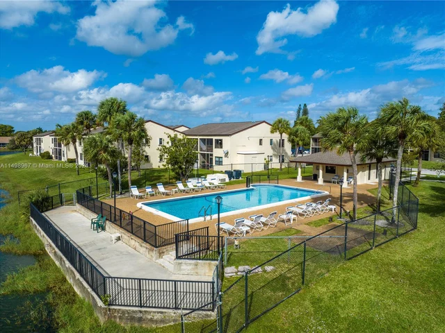 11312 Taft St # 11312, Pembroke Pines FL 33026