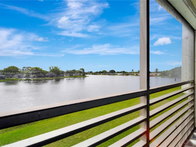 11312 Taft St # 11312, Pembroke Pines FL 33026