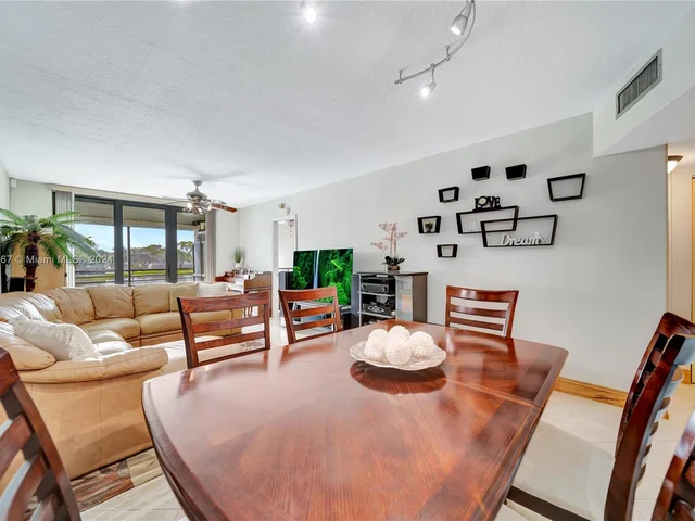 11312 Taft St # 11312, Pembroke Pines FL 33026