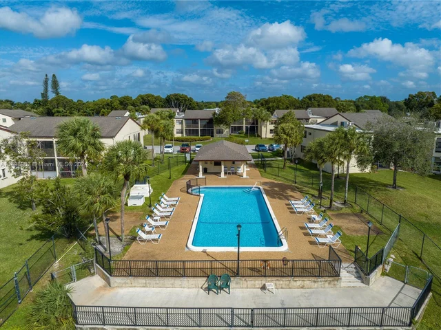 11312 Taft St # 11312, Pembroke Pines FL 33026