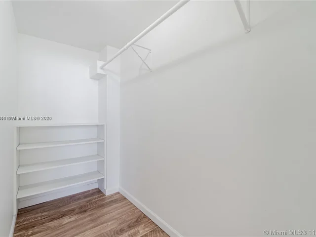 250 Jacaranda Dr # 508, Plantation FL 33324