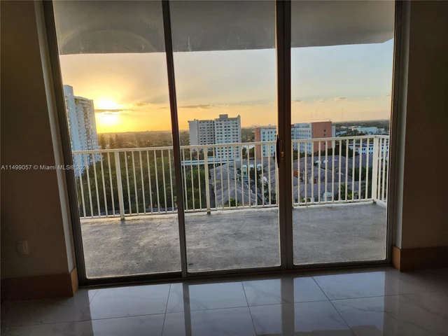 2801 NE 183rd St # 1201W, Aventura FL 33160