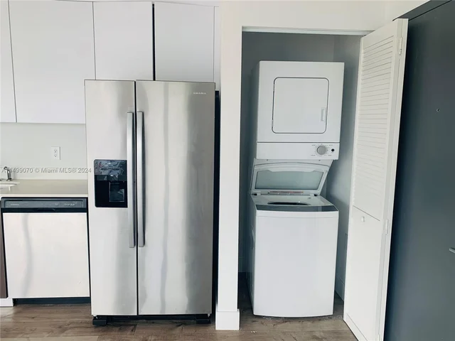 39 NW 7th Ave # 301, Miami FL 33128