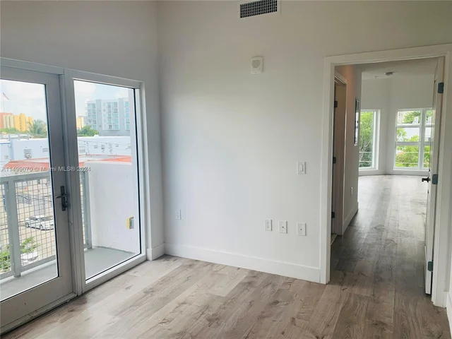 39 NW 7th Ave # 301, Miami FL 33128