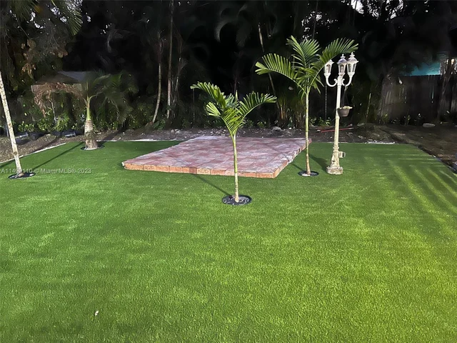 14101 NW 1st Ave, Miami FL 33168