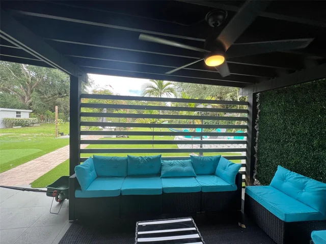 14101 NW 1st Ave, Miami FL 33168