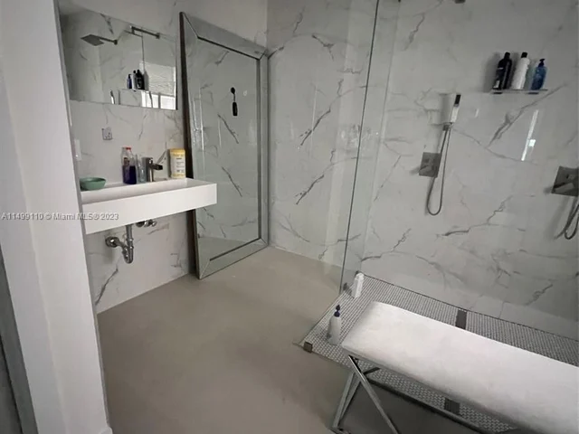 14101 NW 1st Ave, Miami FL 33168