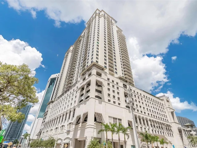 999 SW 1st Ave # 1417, Miami FL 33130