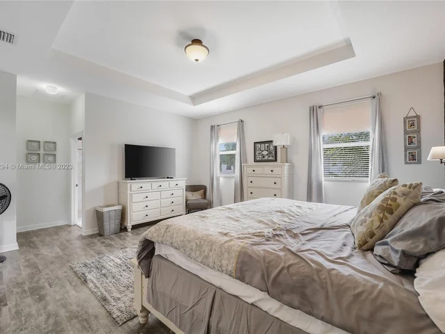 2944 NE 2nd Dr, Homestead FL 33033