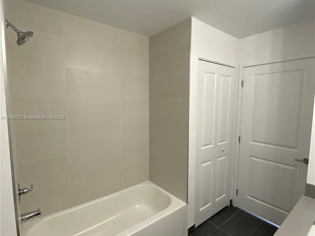 726 NW 3rd St # 104, Miami FL 33128