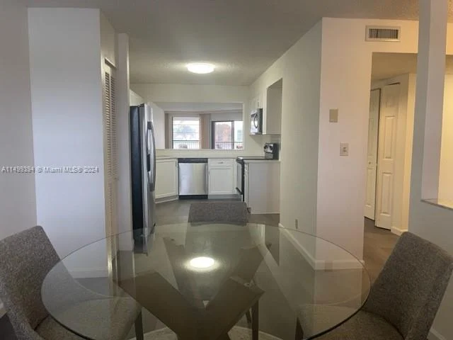 7228 Fairfax Dr # 203, Tamarac FL 33321