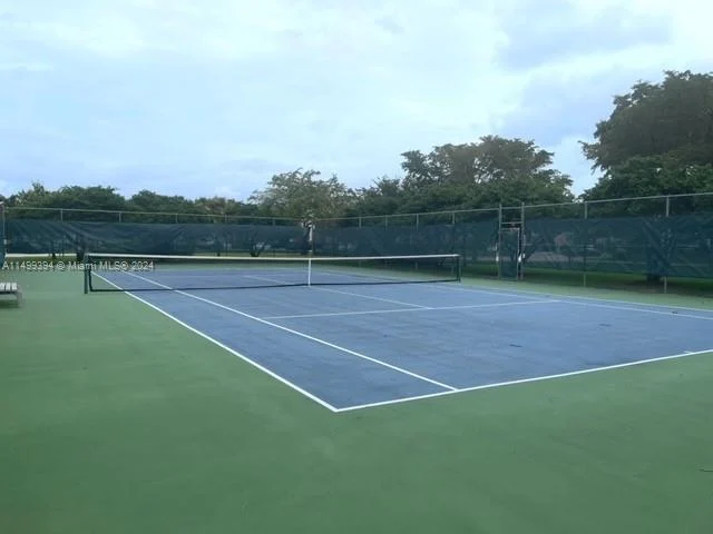 7228 Fairfax Dr # 203, Tamarac FL 33321