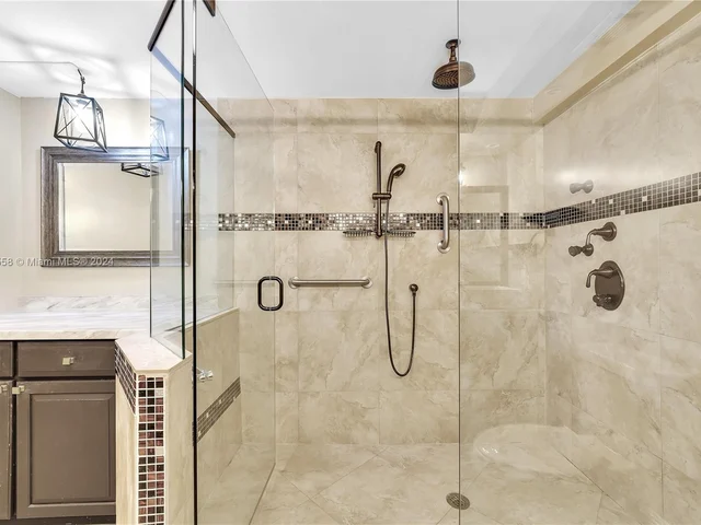 3090 N Course Dr # 106, Pompano Beach FL 33069