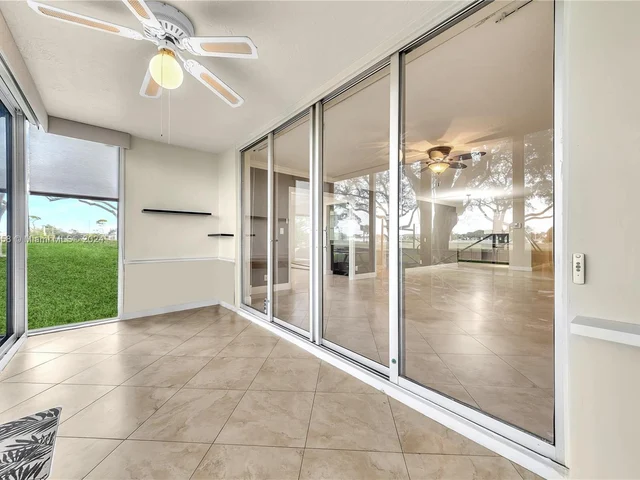 3090 N Course Dr # 106, Pompano Beach FL 33069