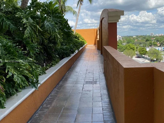 3232 Coral Way # 1601, Miami FL 33145