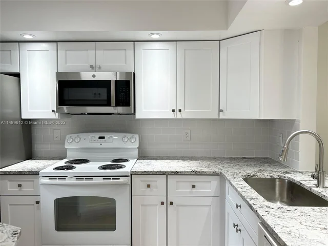 3545 S Ocean Blvd # 216, South Palm Beach FL 33480