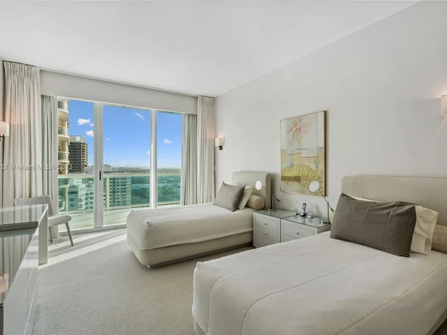 10101 Collins Ave # 20B, Bal Harbour FL 33154