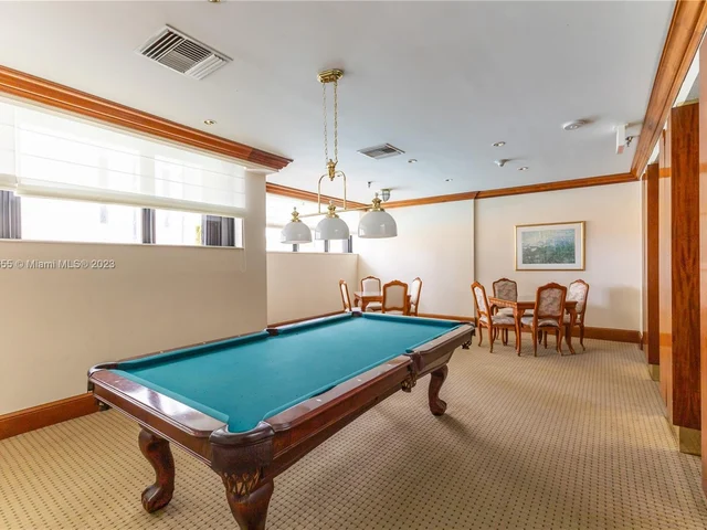 5757 Collins Ave # 605, Miami Beach FL 33140