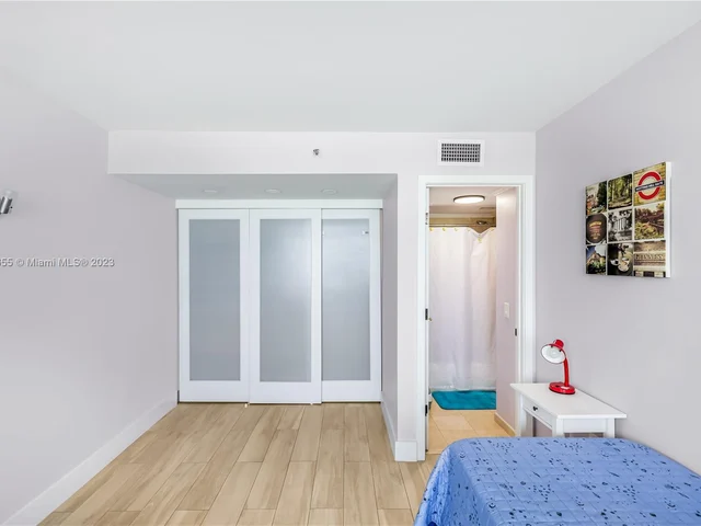 5757 Collins Ave # 605, Miami Beach FL 33140