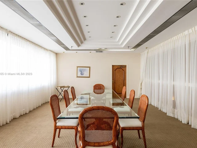 5757 Collins Ave # 605, Miami Beach FL 33140