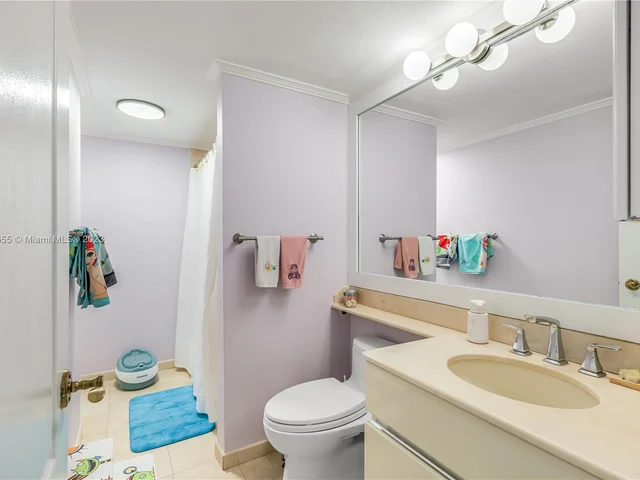 5757 Collins Ave # 605, Miami Beach FL 33140