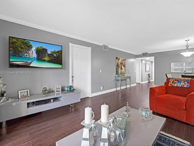 12750 SW 4th Ct # 310J, Pembroke Pines FL 33027