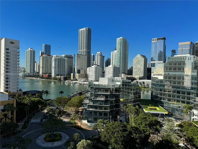 520 Brickell Key Dr # A1515, Miami FL 33131