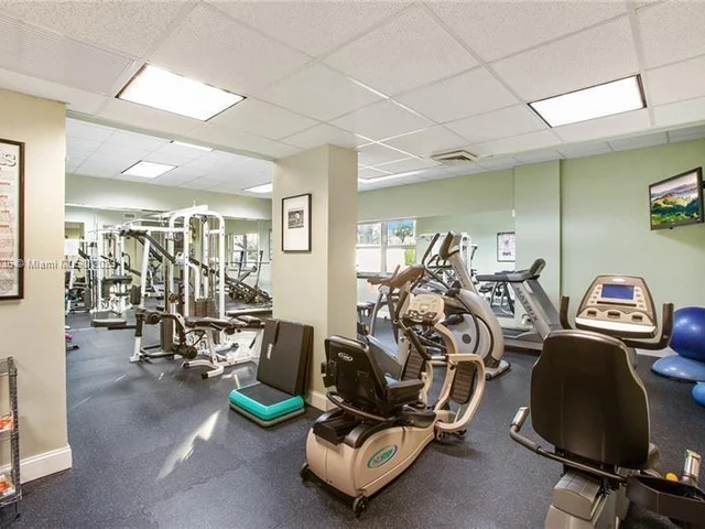 3000 E Sunrise Blvd # 9B, Fort Lauderdale FL 33304