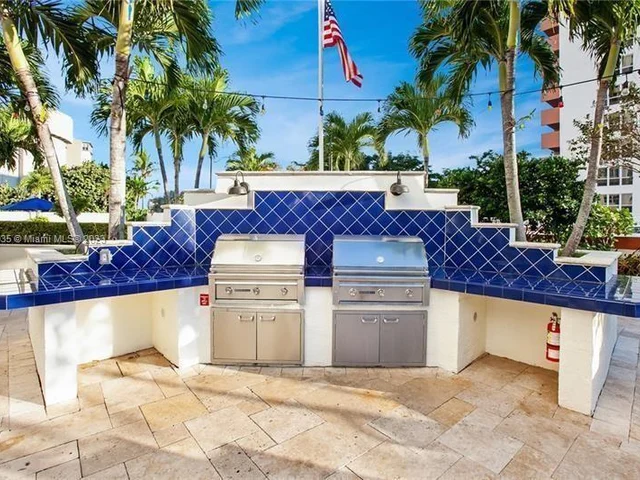 3000 E Sunrise Blvd # 9B, Fort Lauderdale FL 33304