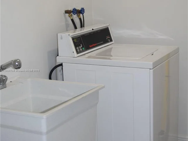 1849 S Ocean Dr # 407, Hallandale Beach FL 33009